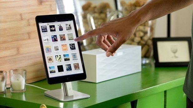 hirise-stand-for-iphone