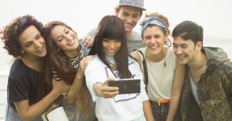 sony-xpeia-c3-selfie-phone