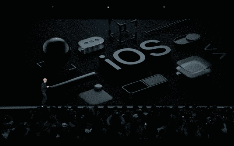 iOS 12 AR Apps, ARkit 2, Siri Shortcuts, Notifications