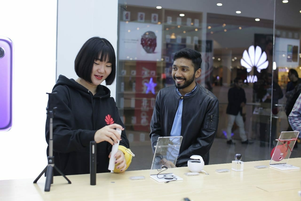 Flagship Experience Store in Lucky One Mall