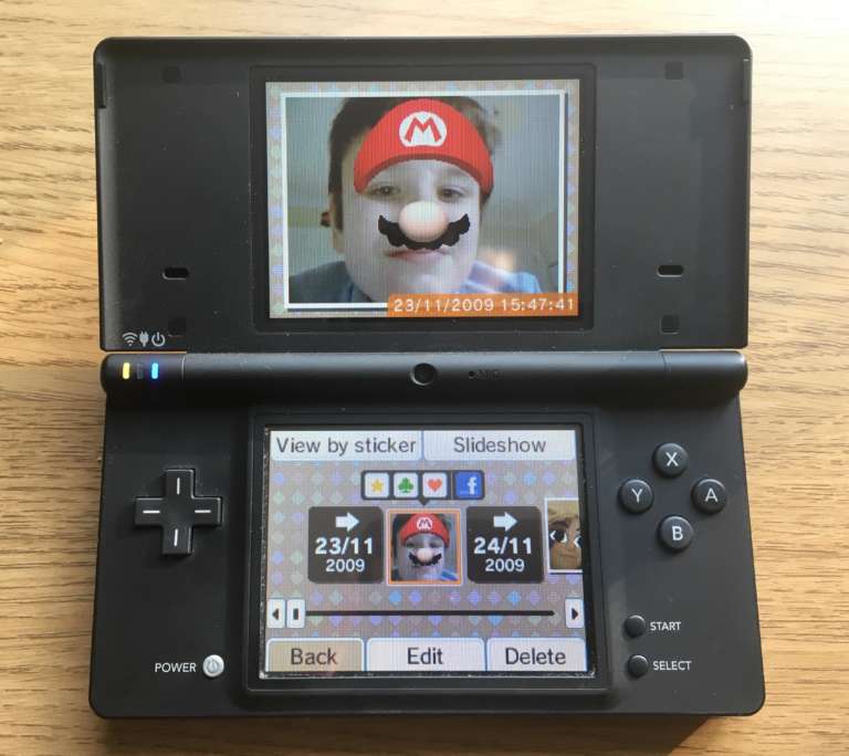 Memory Pit Exploit for DSi - All DSi Can Now Be Hacked via The Camera